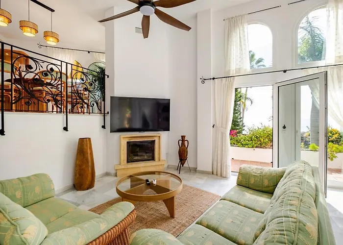 Oasis Beachfront Luxury Villa