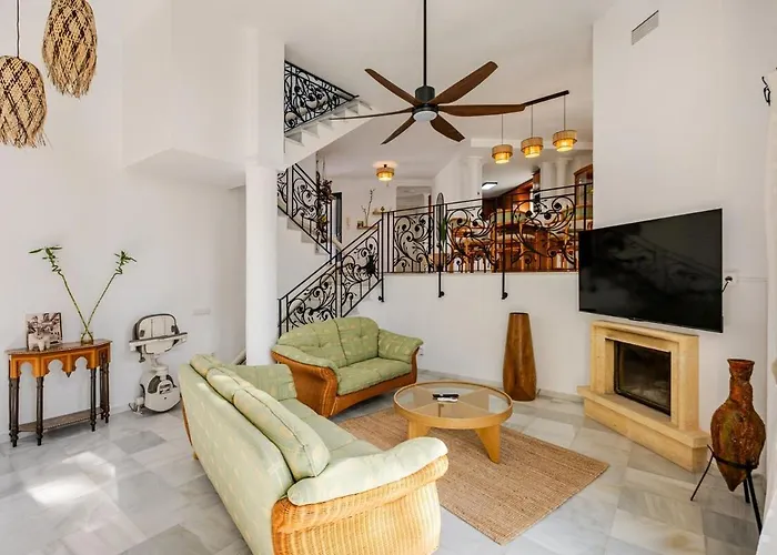 Oasis Beachfront Luxury *