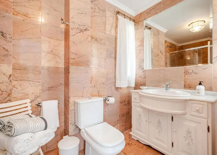 ヴィラ Oasis Beachfront Luxury *