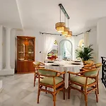 Oasis Beachfront Luxury ヴィラ *
