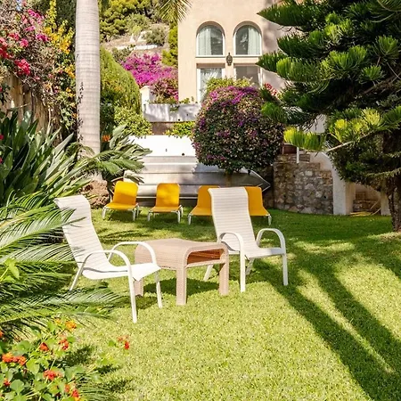 Oasis Beachfront Luxury فيلة Almuñécar