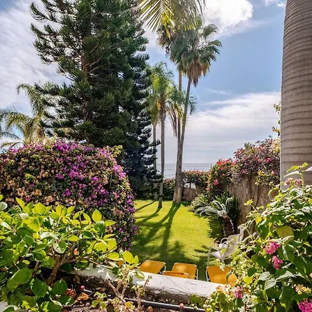 Vila Oasis Beachfront Luxury