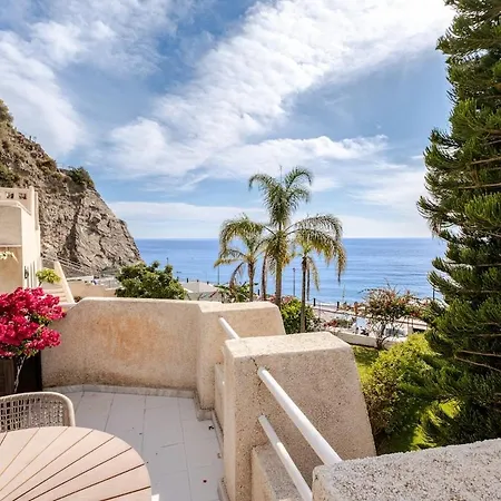 Oasis Beachfront Luxury Vila Almuñécar