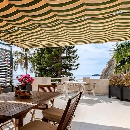 Oasis Beachfront Luxury فيلة Almuñécar