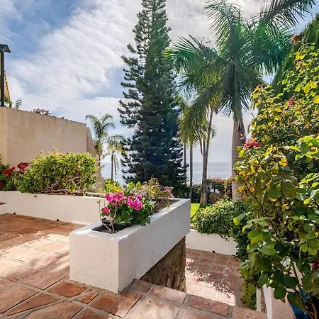 Oasis Beachfront Luxury