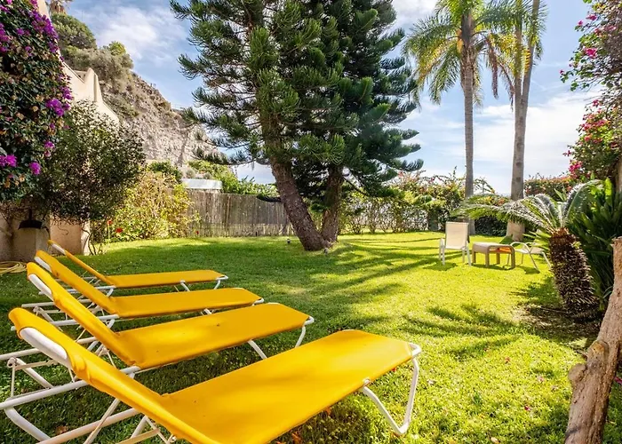 Oasis Beachfront Luxury Вилла