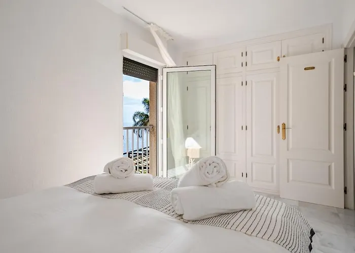 Oasis Beachfront Luxury Вилла *